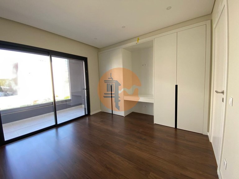 Apartment for Sale in São Clemente, Loulé, Portugal 13