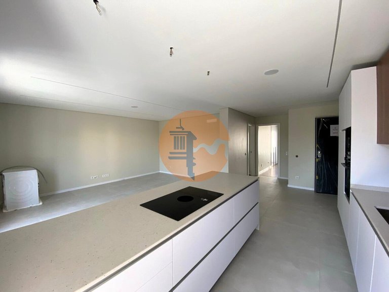 Apartment for Sale in São Clemente, Loulé, Portugal 8