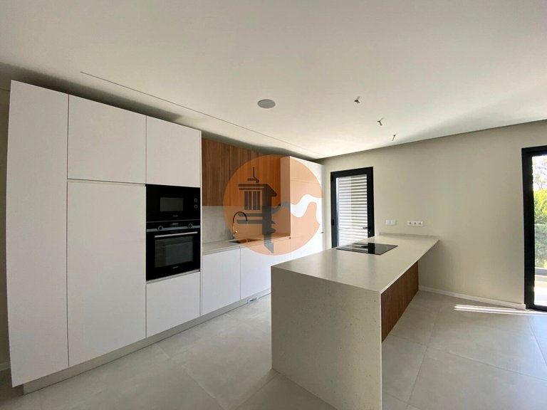 Apartment for Sale in São Clemente, Loulé, Portugal 10