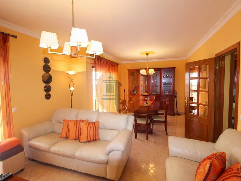 Villa for Sale in União Das Freguesias De Tavira (santa Maria E Santiago), Tavira, Portugal 9