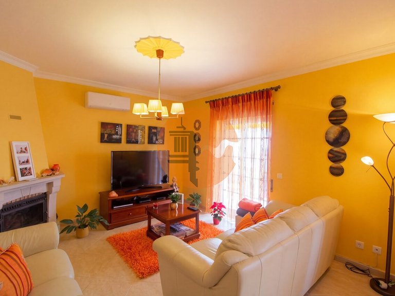 Villa for Sale in União Das Freguesias De Tavira (santa Maria E Santiago), Tavira, Portugal 3