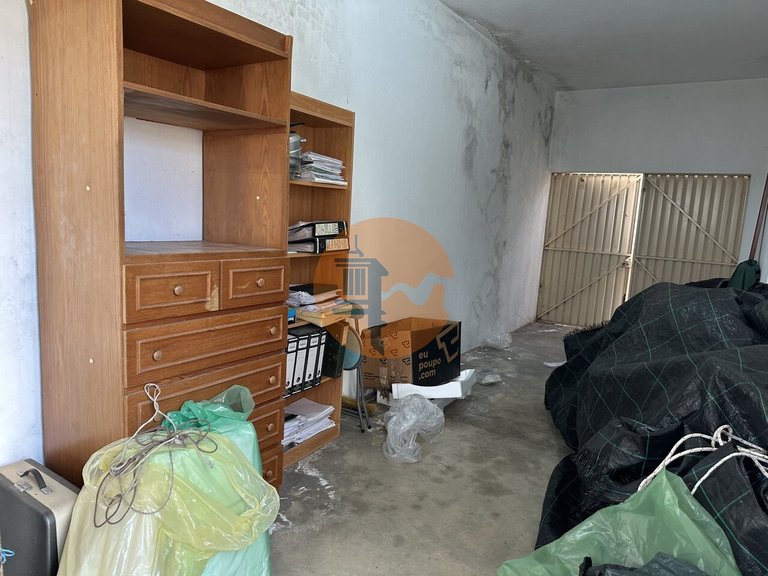 Villa for Sale in Moncarapacho, Olhão, Portugal 36