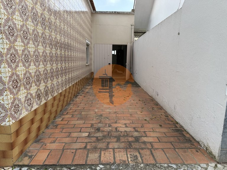 Villa for Sale in Moncarapacho, Olhão, Portugal 34