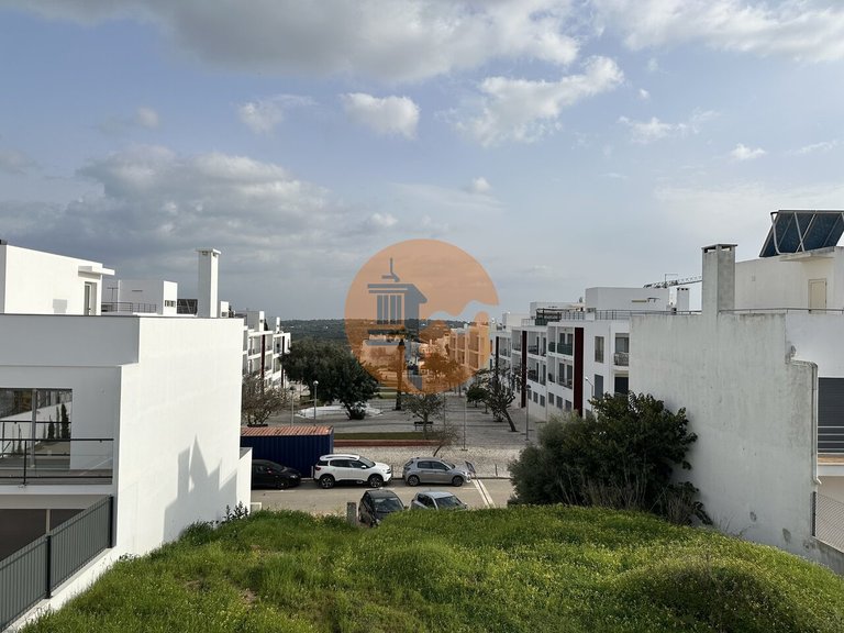 Villa for Sale in Moncarapacho, Olhão, Portugal 39