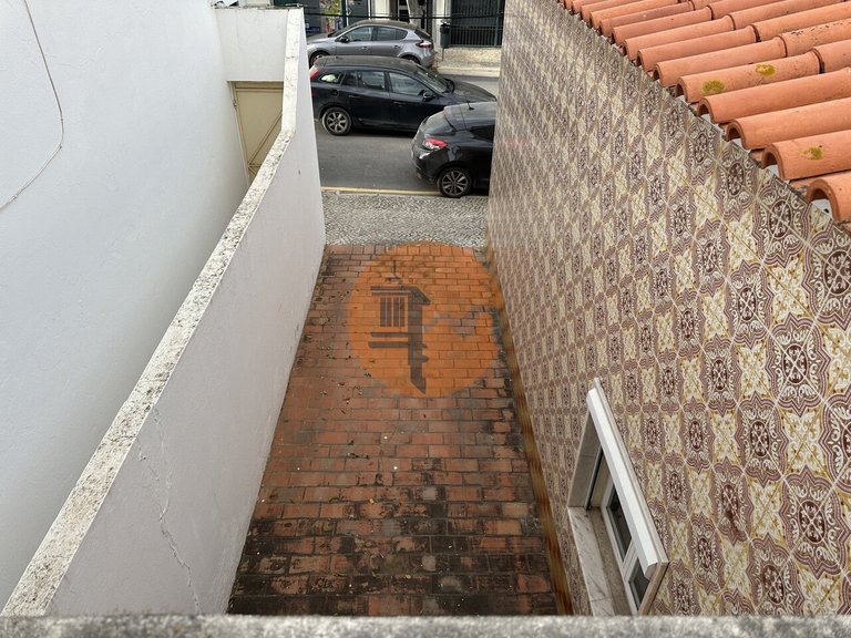Villa for Sale in Moncarapacho, Olhão, Portugal 31