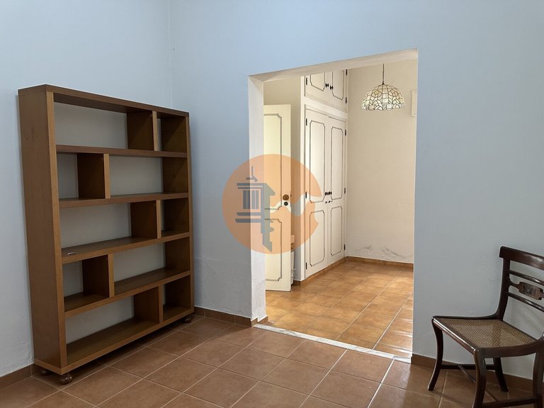 Villa for Sale in Moncarapacho, Olhão, Portugal 19
