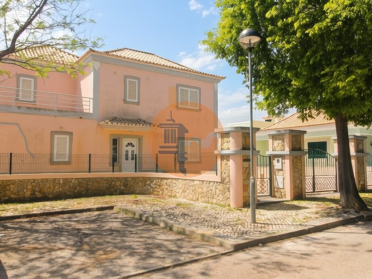Villa for Sale in União Das Freguesias De Tavira (santa Maria E Santiago), Tavira, Portugal 2