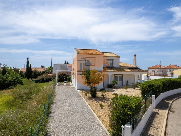 Villa for Sale in Castro Marim, Castro Marim, Portugal 26
