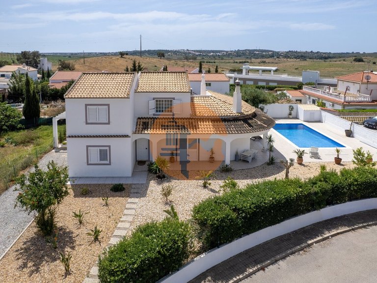 Villa for Sale in Castro Marim, Castro Marim, Portugal 5