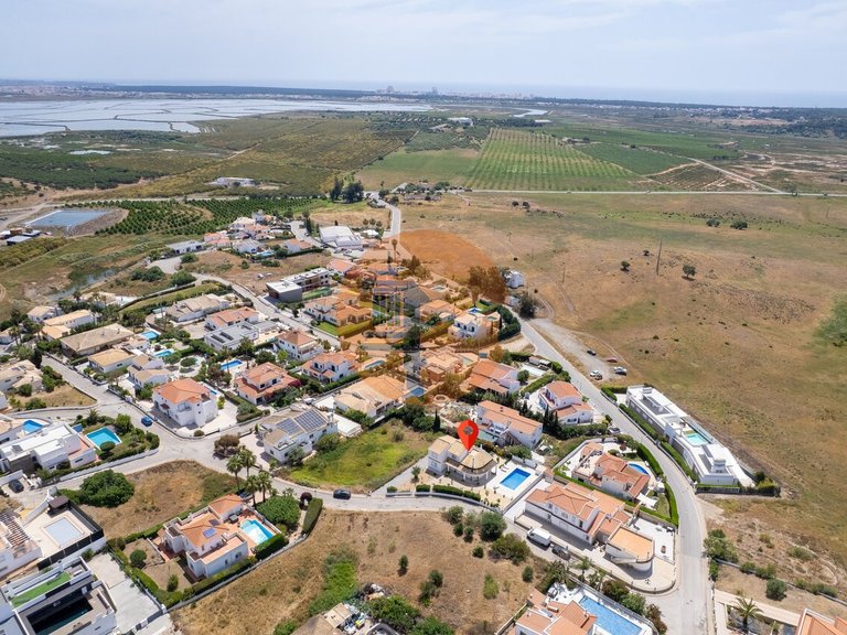 Villa for Sale in Castro Marim, Castro Marim, Portugal 9
