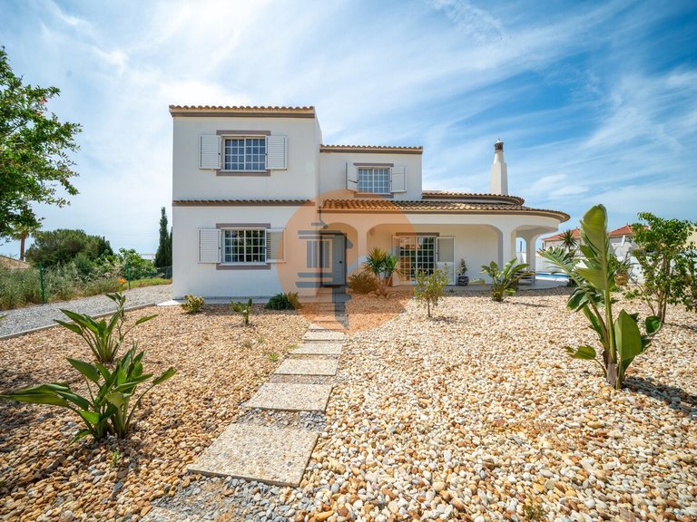Villa for Sale in Castro Marim, Castro Marim, Portugal 8