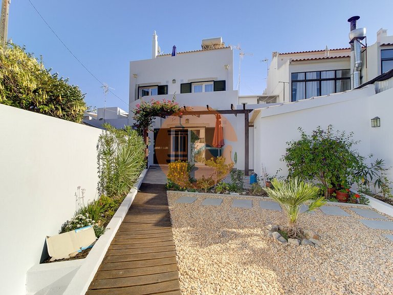 Villa for Sale in Cabanas De Tavira, Tavira, Portugal 3