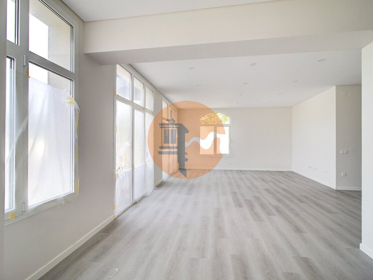 Apartment for Sale in Monte Gordo, Vila Real De Santo António, Portugal 7