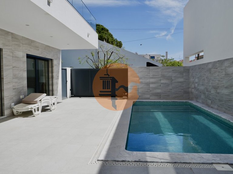 Villa for Sale in Vila Nova De Cacela, Vila Real De Santo António, Portugal 3