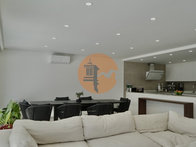 Villa for Sale in Vila Nova De Cacela, Vila Real De Santo António, Portugal 8