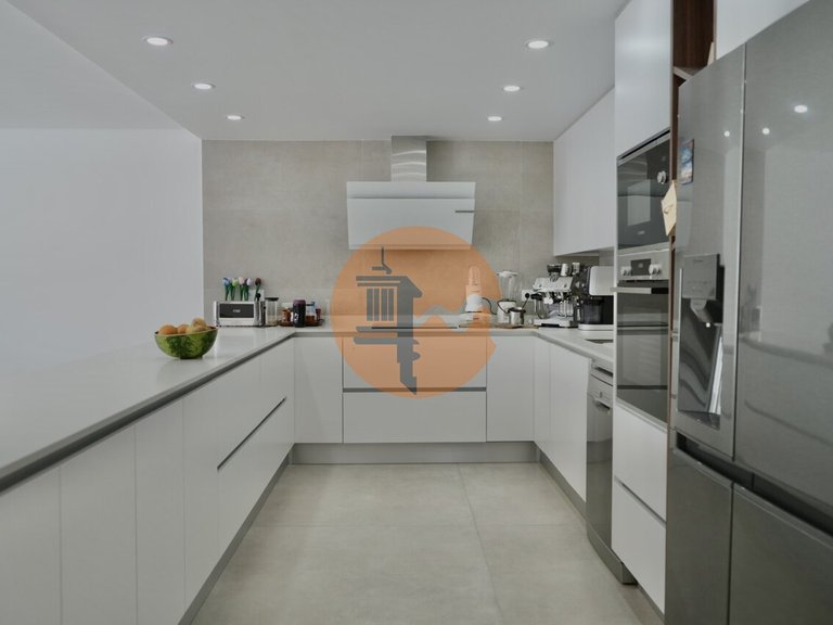 Villa for Sale in Vila Nova De Cacela, Vila Real De Santo António, Portugal 13
