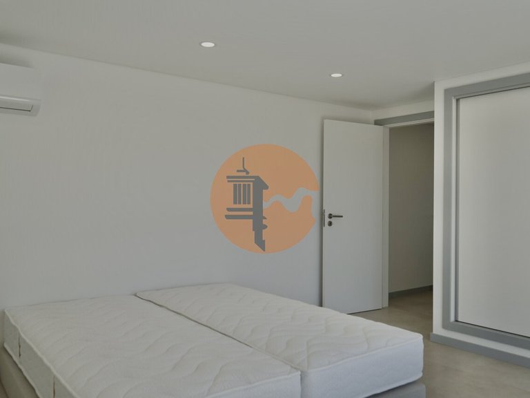 Villa for Sale in Vila Nova De Cacela, Vila Real De Santo António, Portugal 44