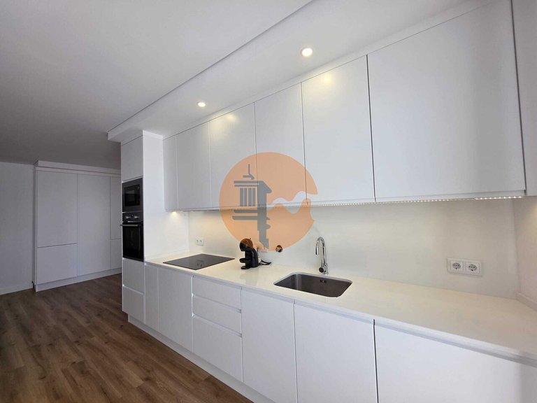Apartment for Sale in Olhão, Olhão, Portugal 6