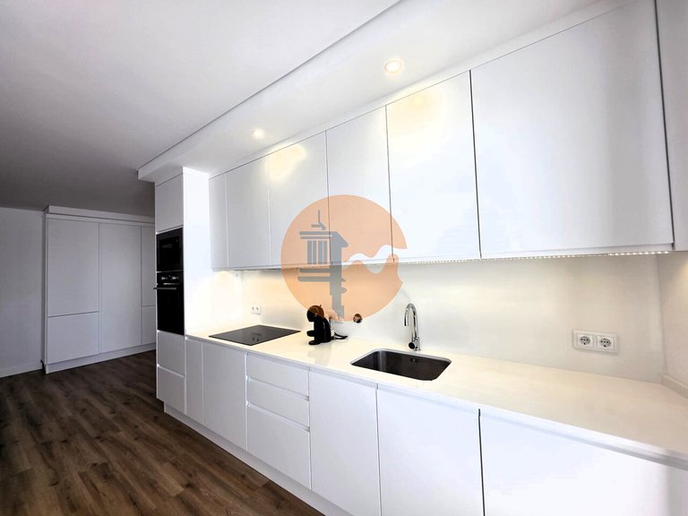 Apartment for Sale in Quelfes, Olhão, Portugal 5
