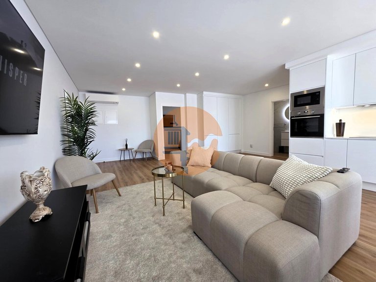 Apartment for Sale in Quelfes, Olhão, Portugal 9