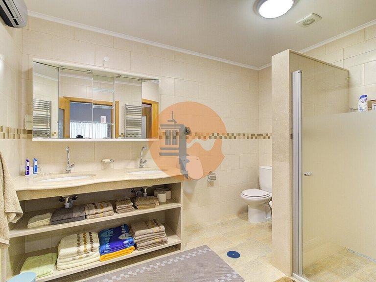 Villa for Sale in Castro Marim, Castro Marim, Portugal 43