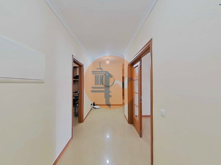 Apartment for Sale in Quelfes, Olhão, Portugal 32