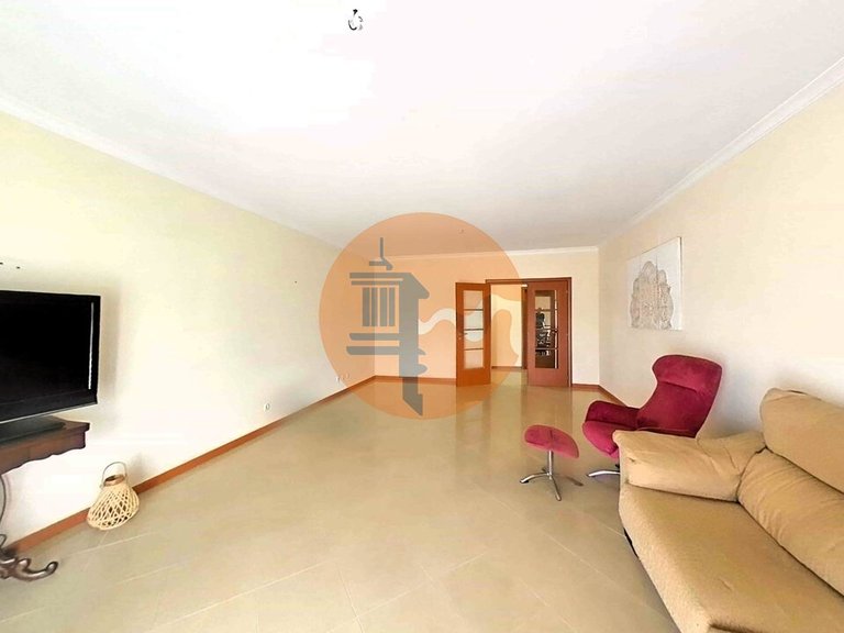 Apartment for Sale in Quelfes, Olhão, Portugal 35