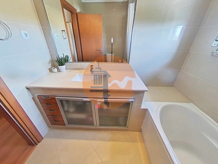 Apartment for Sale in Quelfes, Olhão, Portugal 16