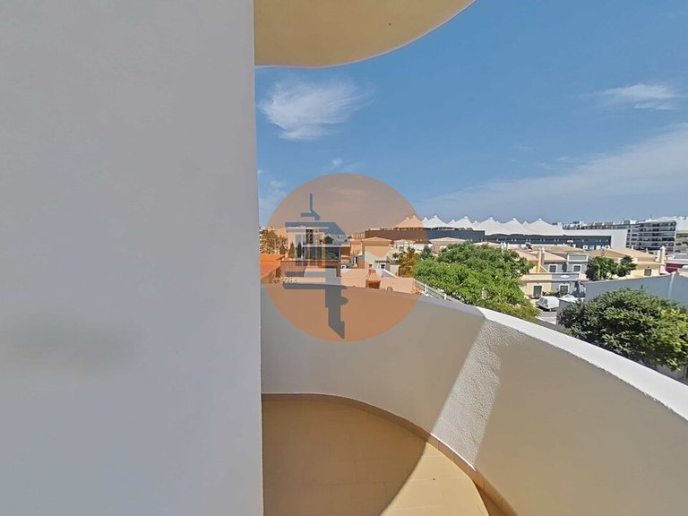 Apartment for Sale in Quelfes, Olhão, Portugal 11