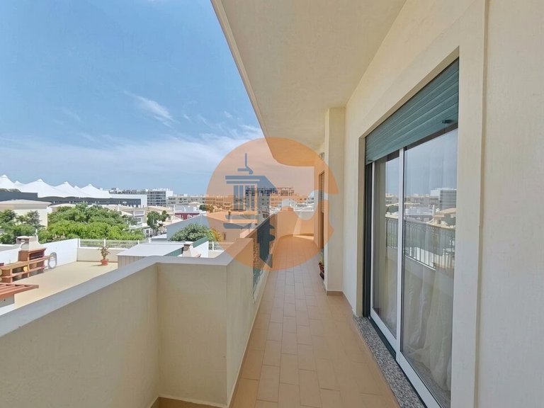 Apartment for Sale in Quelfes, Olhão, Portugal 8