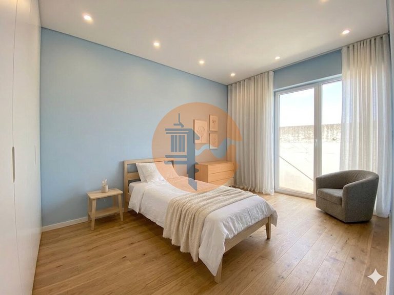 Villa for Sale in Moncarapacho, Olhão, Portugal 31