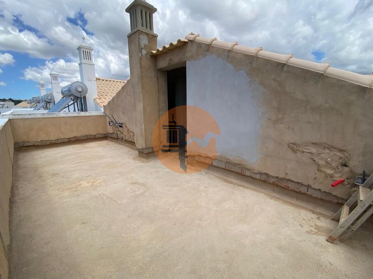 Villa for Sale in Moncarapacho, Olhão, Portugal 37