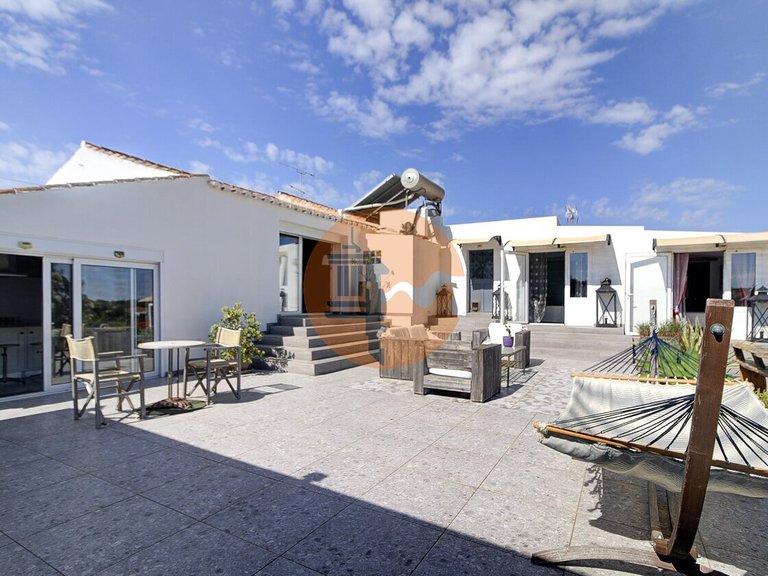Villa for Sale in Vila Nova De Cacela, Vila Real De Santo António, Portugal 6