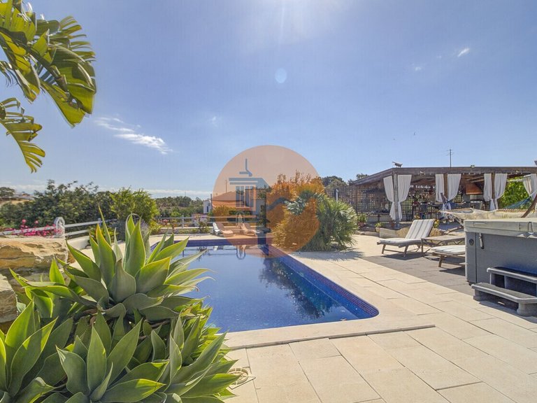 Villa for Sale in Vila Nova De Cacela, Vila Real De Santo António, Portugal 9