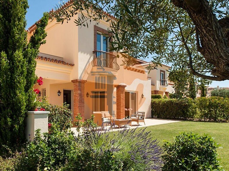 Villa for Sale in Vila Nova De Cacela, Vila Real De Santo António, Portugal 1