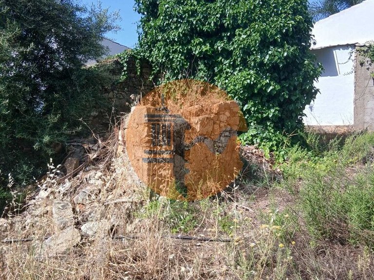 Villa for Sale in Moncarapacho, Olhão, Portugal 23