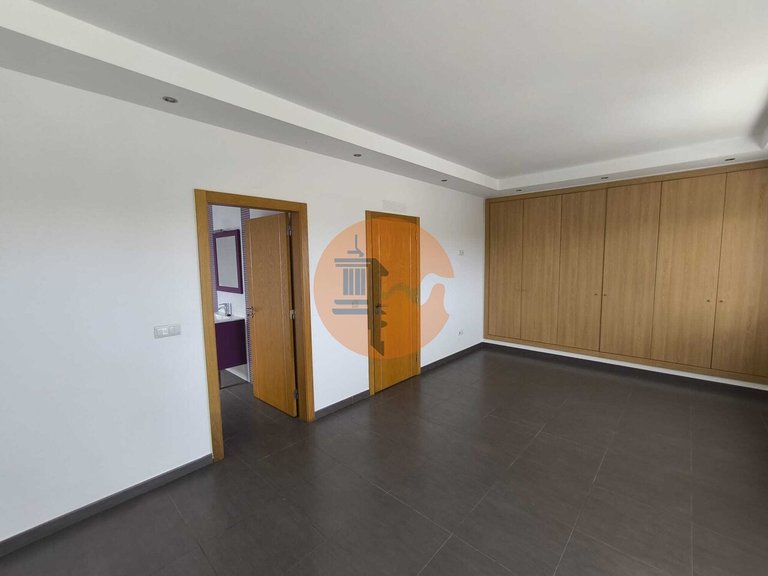 Villa for Sale in Castro Marim, Castro Marim, Portugal 16