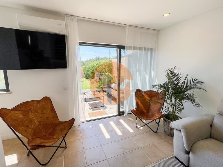 Villa for Sale in Albufeira E Olhos De Água, Albufeira, Portugal 9