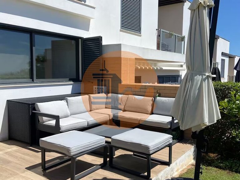 Villa for Sale in Albufeira E Olhos De Água, Albufeira, Portugal 18