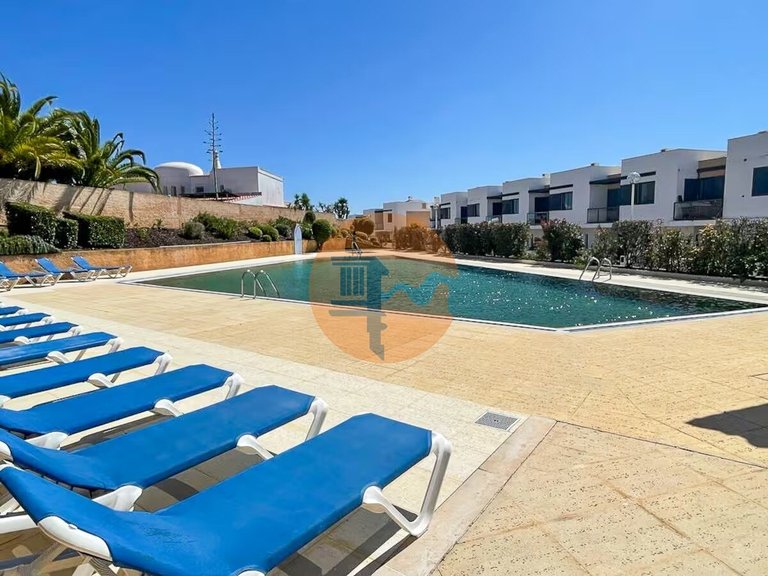 Villa for Sale in Albufeira E Olhos De Água, Albufeira, Portugal 19