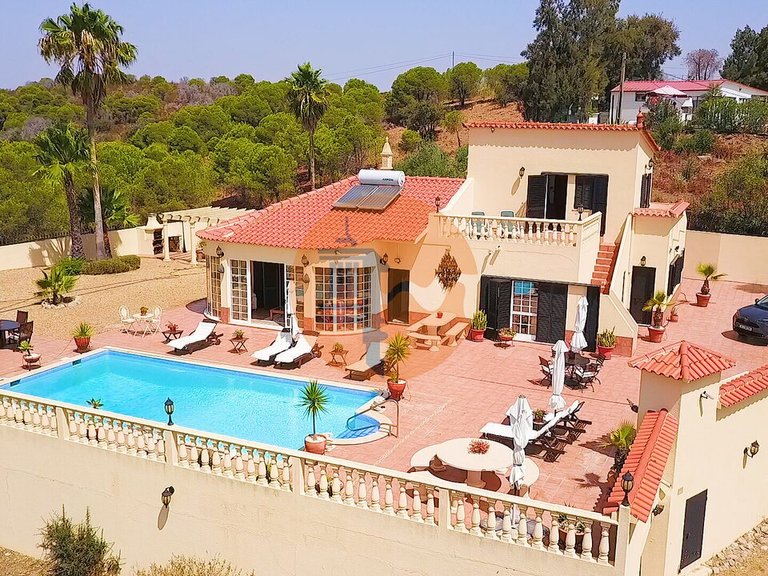 Villa for Sale in Castro Marim, Castro Marim, Portugal 1