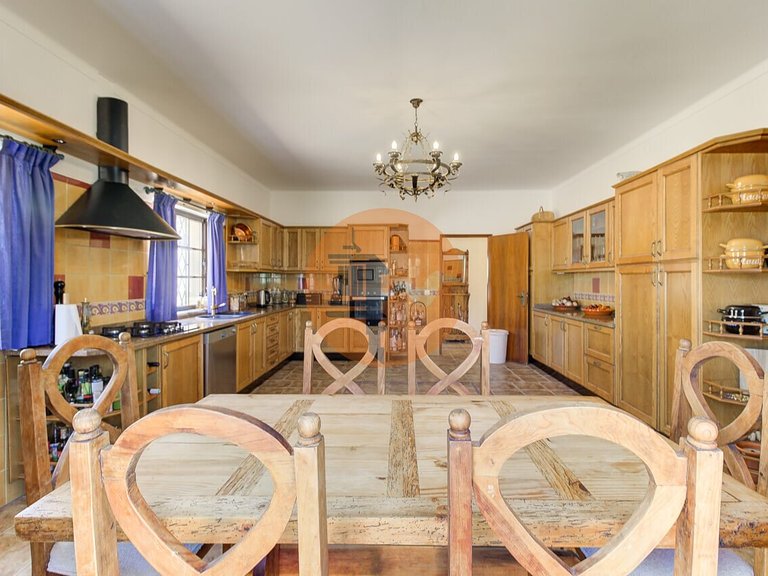 Villa for Sale in Castro Marim, Castro Marim, Portugal 12