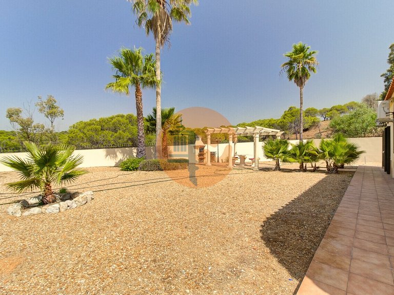 Villa for Sale in Castro Marim, Castro Marim, Portugal 25
