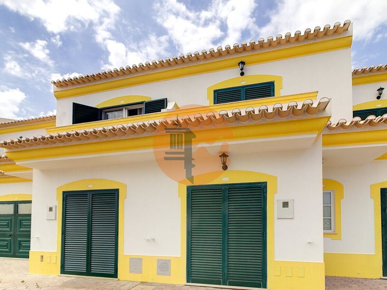 Villa for Sale in Vila Nova De Cacela, Vila Real De Santo António, Portugal 1