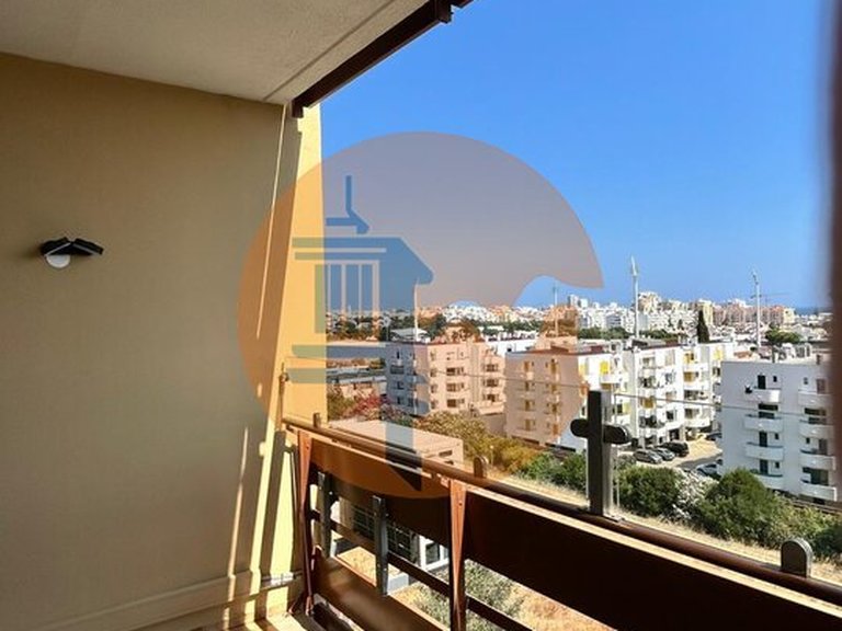 Apartment for Sale in Quarteira, Loulé, Portugal 11