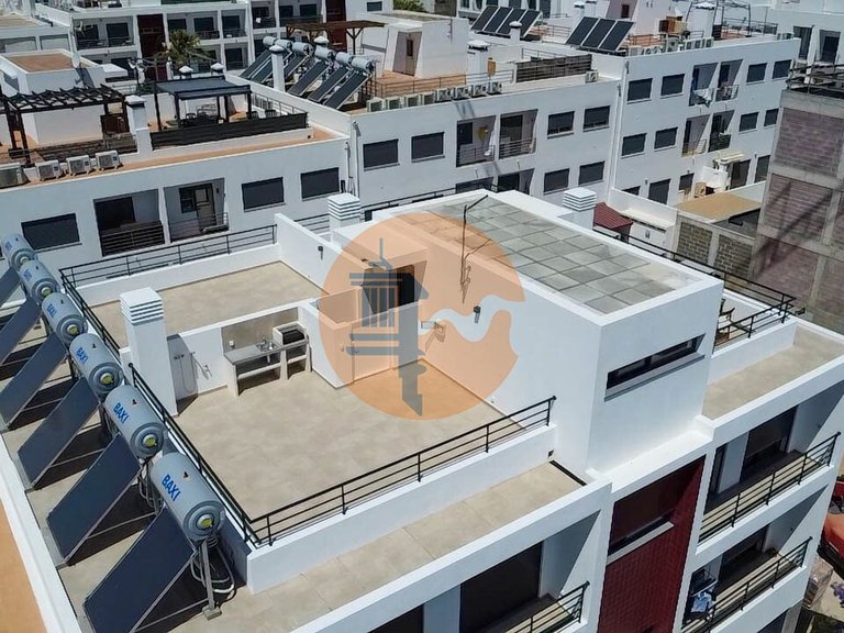 Apartment for Sale in Moncarapacho, Olhão, Portugal 37