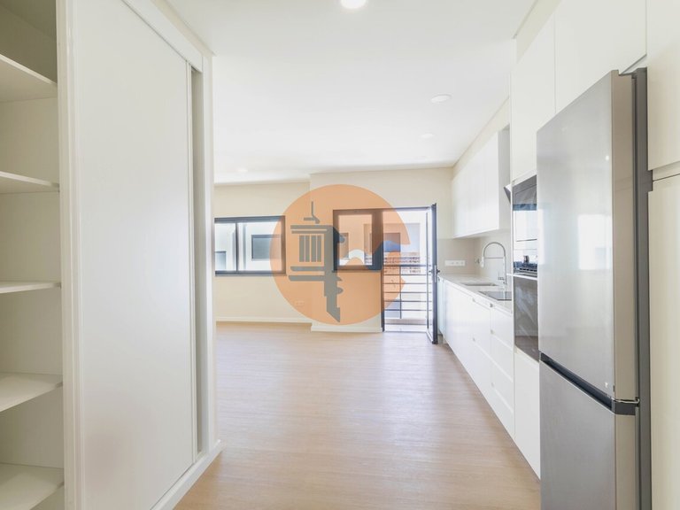 Apartment for Sale in Moncarapacho, Olhão, Portugal 14