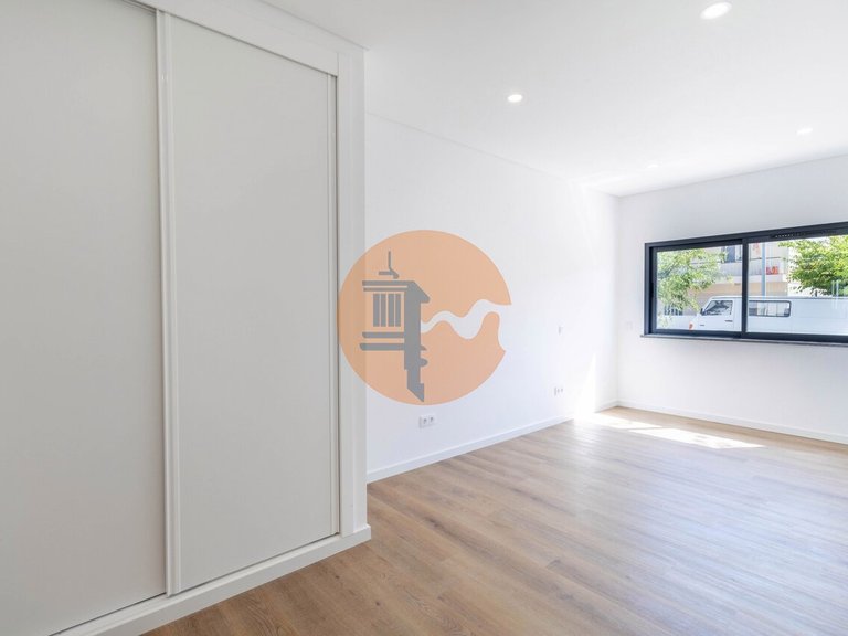 Apartment for Sale in Moncarapacho, Olhão, Portugal 19