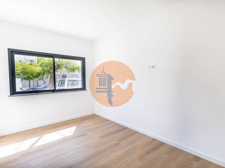 Apartment for Sale in Moncarapacho, Olhão, Portugal 2