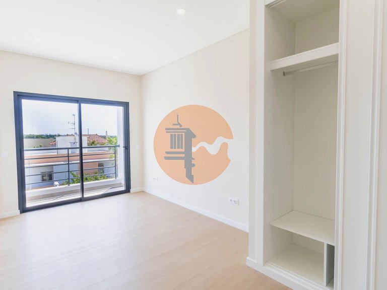 Apartment for Sale in Moncarapacho, Olhão, Portugal 29